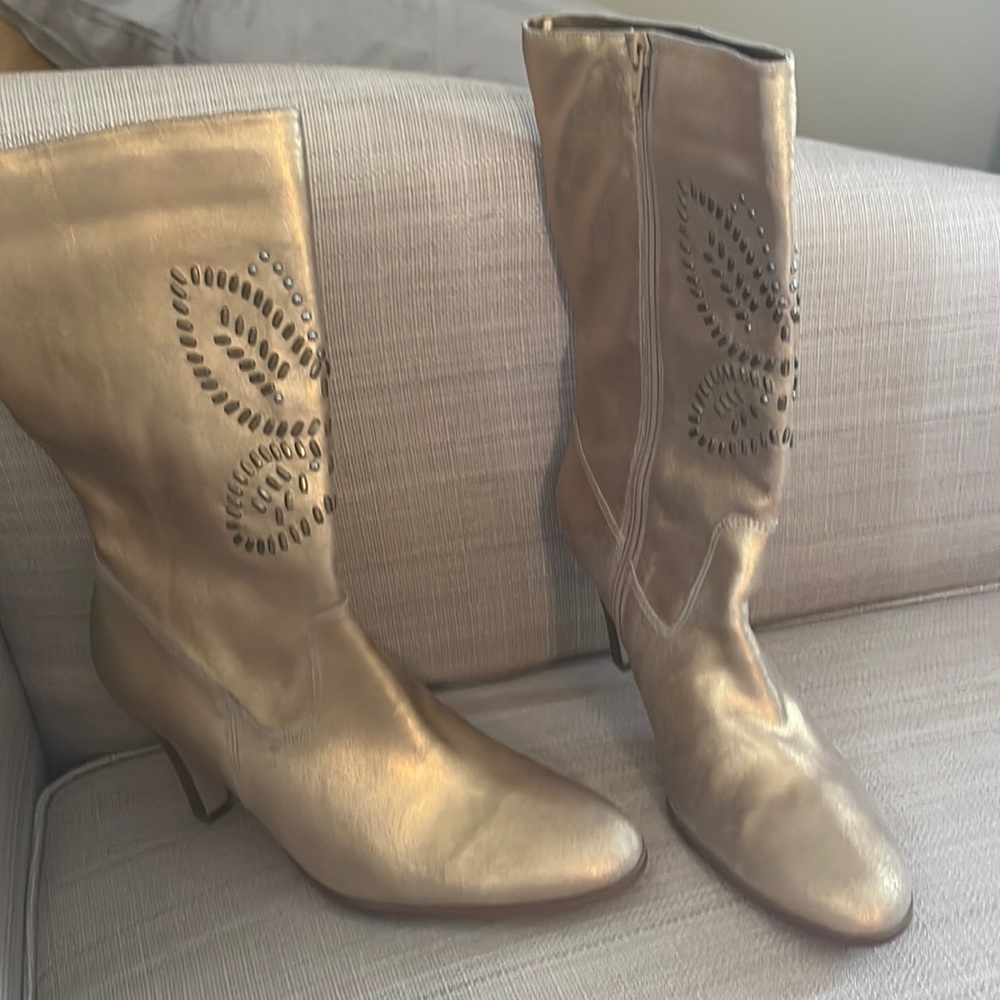Women’s Gold Boots